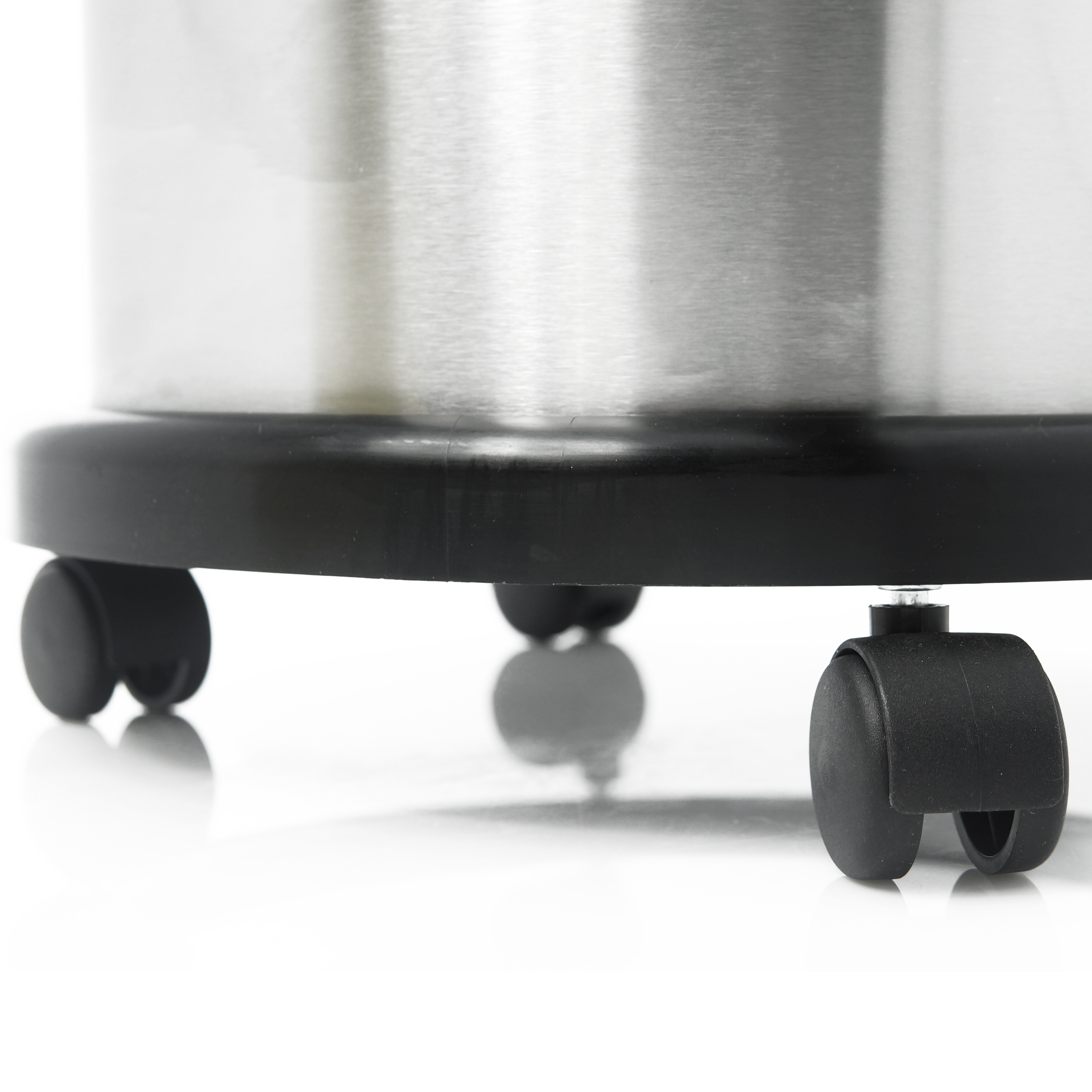 картинка Пылесос циклонный THOMAS INOX 1520 PLUS (786182) от магазина Интернет-магазин THOMAS